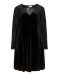 Lace detail velvet dress 